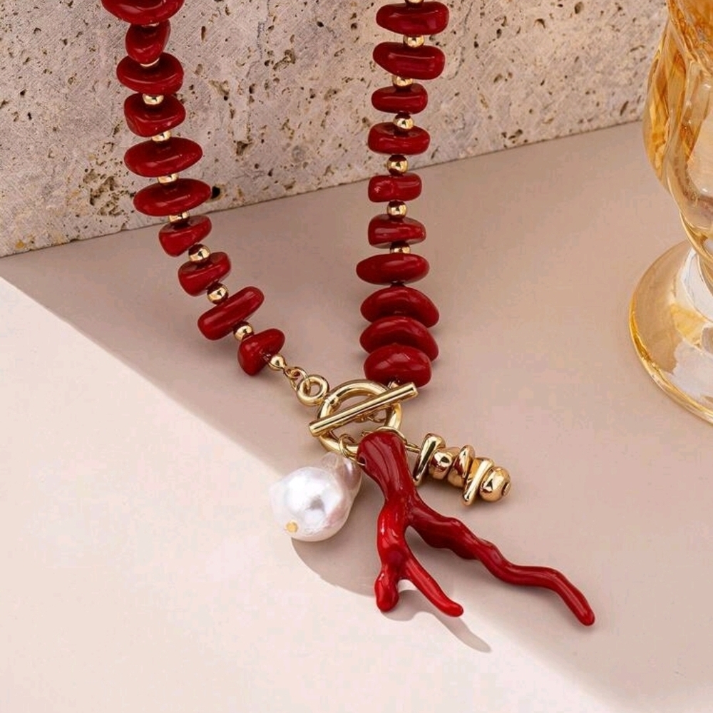 Red Necklace with Gold Accents Set - Picture 7 of 16